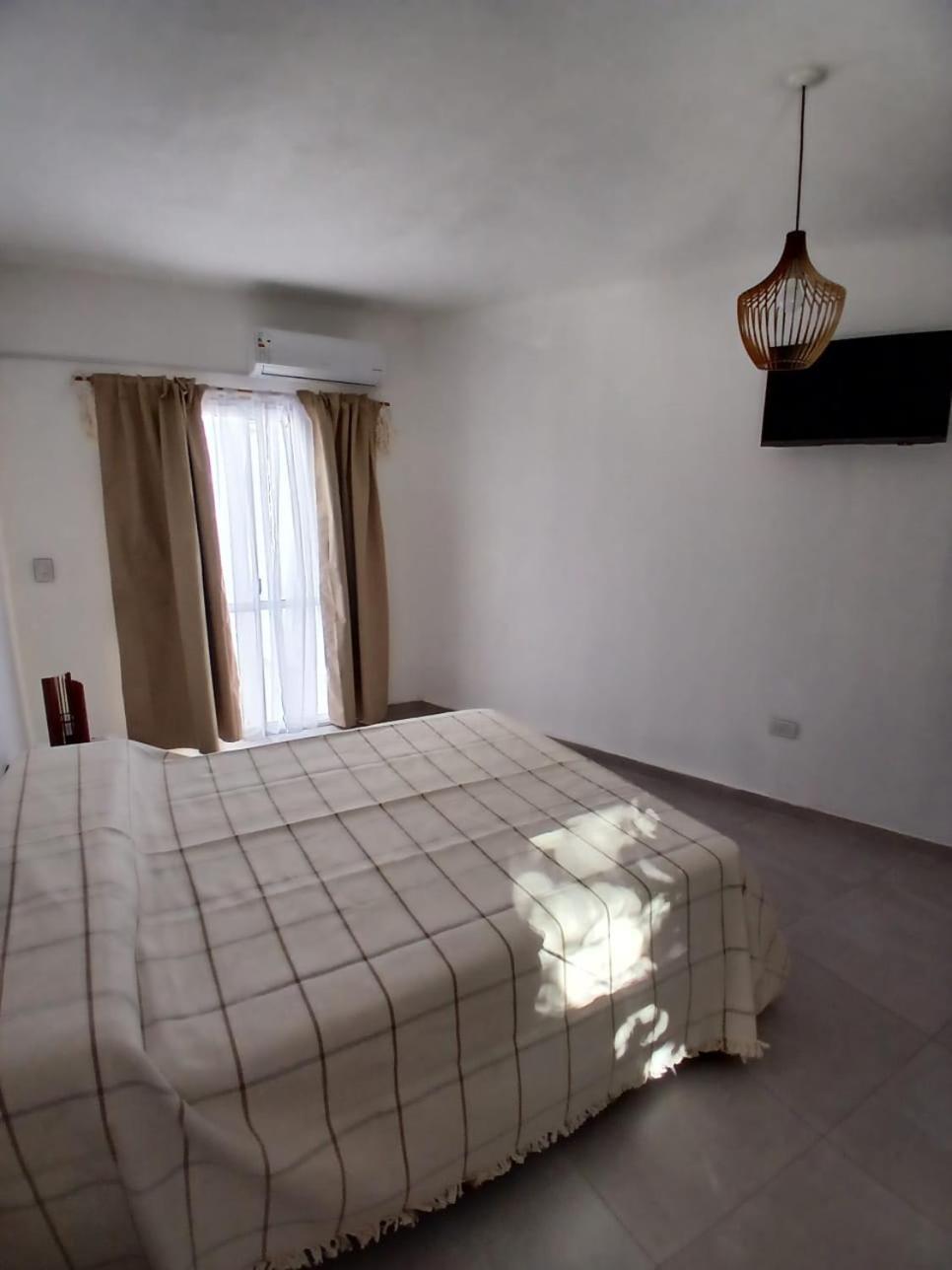Center Apartment *